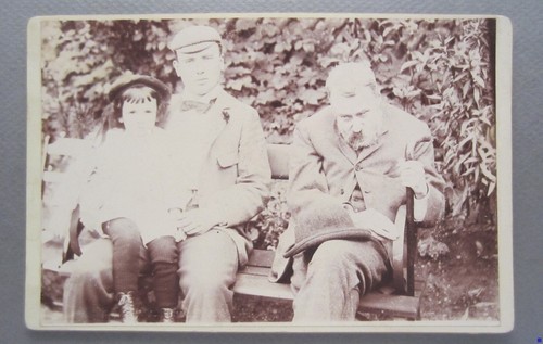 Victorian cabinet family - victorian, /