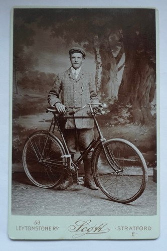 Cabinet card young man - of,