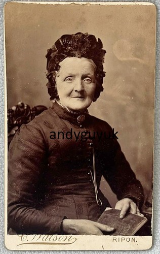 Cdv lady beautiful bonnet - cdv,