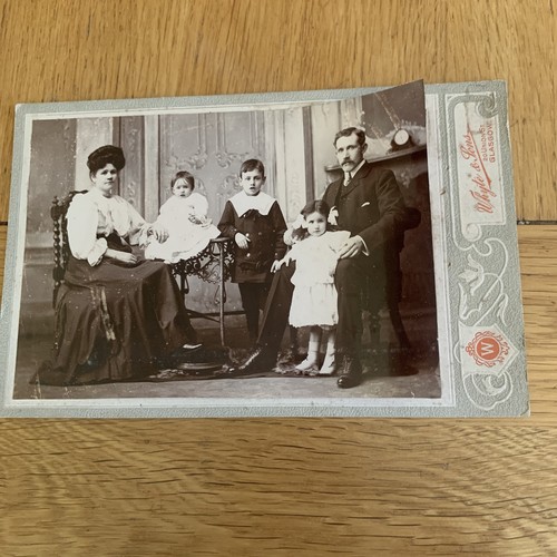 Victorian photograph family - victorian, of