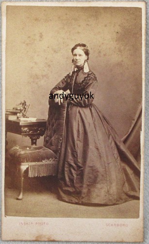 Cdv lady dress chair book - lady,