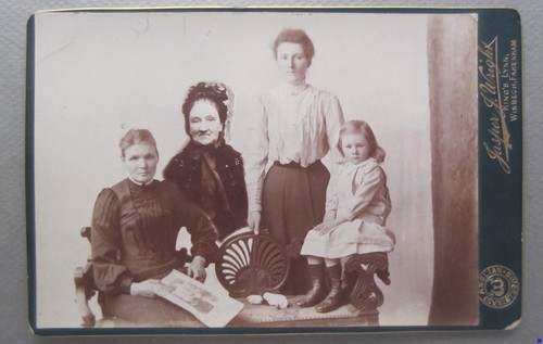 Victorian cabinet family - victorian, /